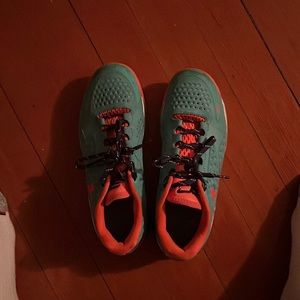 Curry 1 Low Select Camp